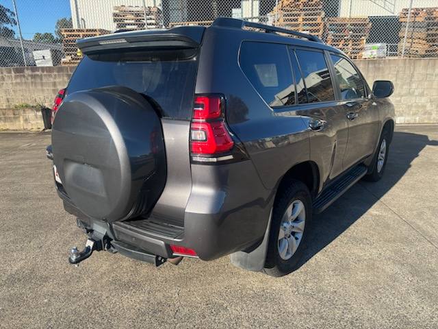 2020 Easy second chance finance Toyota prado11.jpg